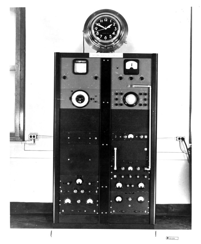 Ammonia Clock 01061949.jpg