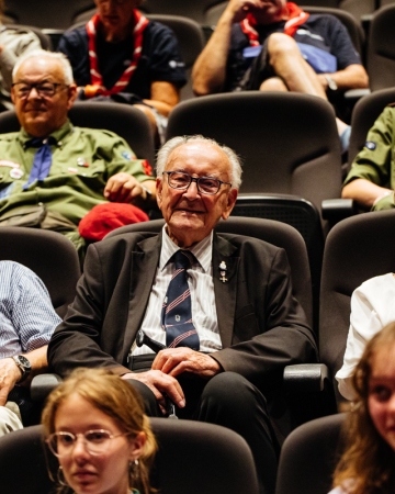 Pokaz specjalny filmu dokumentalnego „Była sobie piosenka” dla kpt. Władysława Dąbrowskiego, uczestnika walk pod Monte Cassino i harcerzy, uczestników obchodów 80. rocznicy tej bitwy.