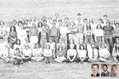 Group photo of the Virginia-Maryland College of Veterinary Medicine's first graduating class.