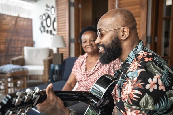 Man playing guitar