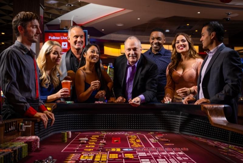 Group Playing Craps | Live! Casino & Hotel Philadelphia®