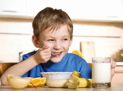 Cibo sano, come orientare il gusto dei bimbi