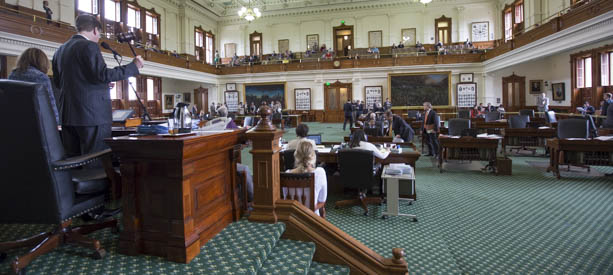 Rotating decorative Capitol photo slideshow image