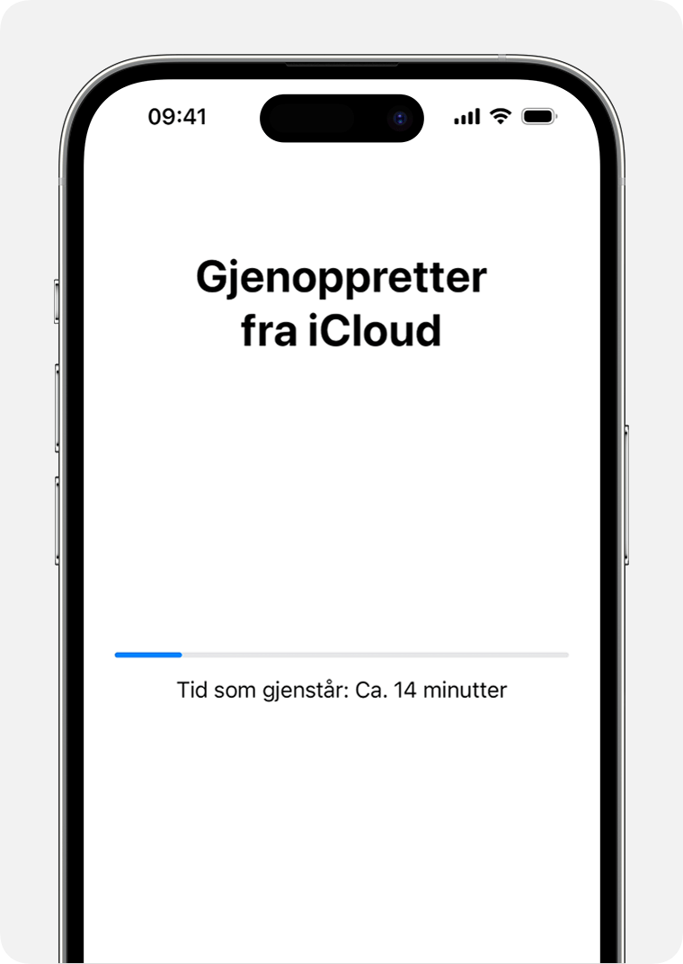 En iPhone som viser statusen for gjenoppretting av enheten din fra en iCloud-sikkerhetskopi