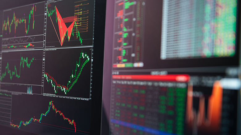 monitors with stochastic charts 