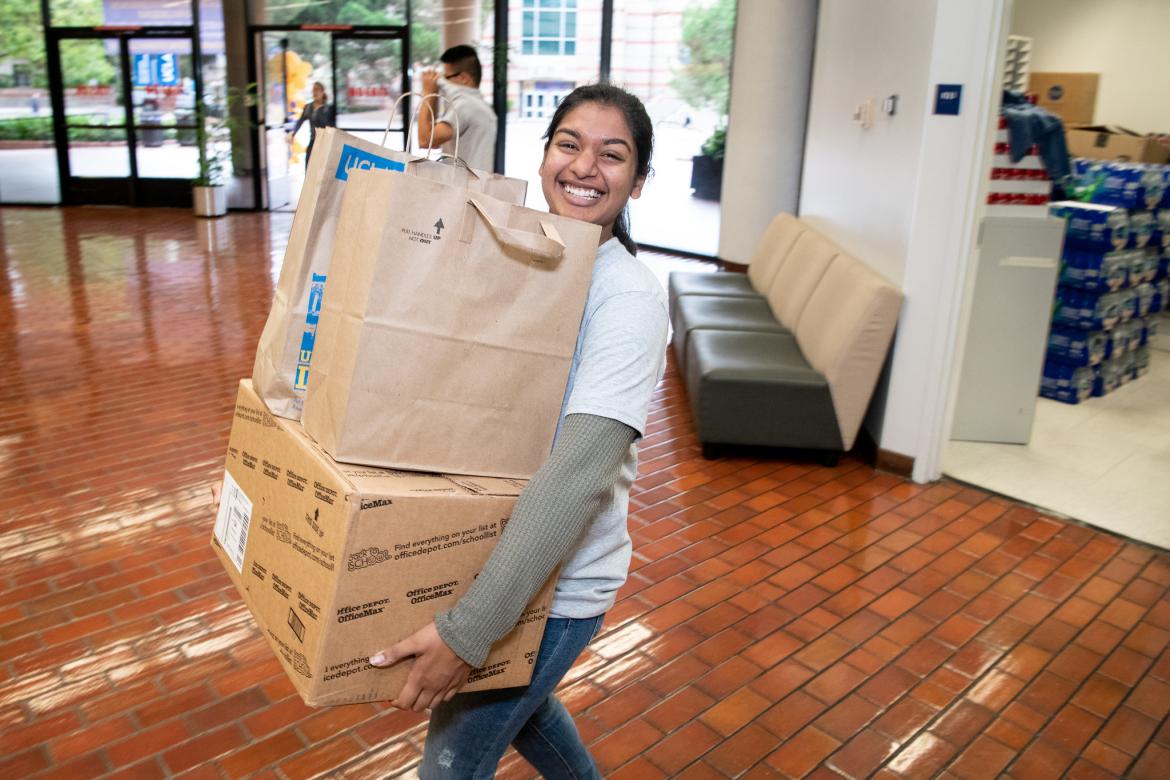 Student volunteer at the John Wooden Center.