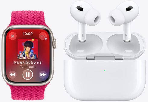 AirPods Proの隣でApple Watch Series 9が曲を再生している。