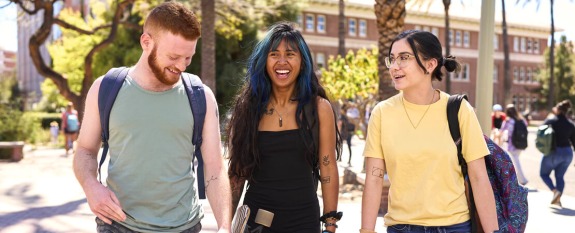 UArizona students walking between classes