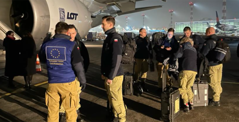 Polish search and rescue team mobilised through the EU Civil Protection Mechanism on its way to Türkiye.