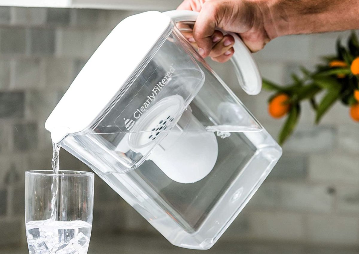 Clearly Filtered Water Pitcher with Affinity Filtration Technology 