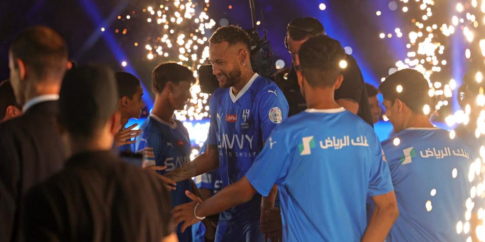 Neymar presentado en Al Hilal