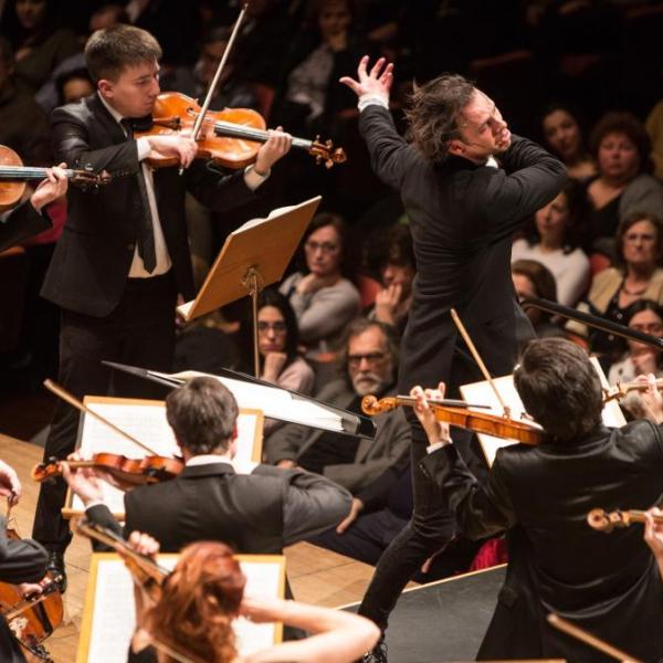 Teodor Currentzis - musicAeterna Orchestra (foto Alexandra Muravyeva)