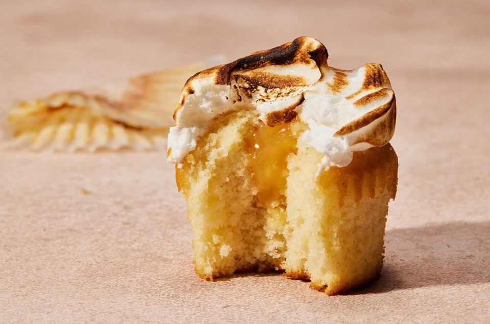 Lemon Meringue Cupcakes - select to zoom