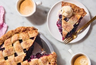 Blue Ribbon Blueberry Pie