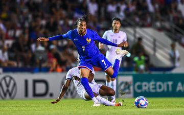 Michael Olise a inscrit un doublé face à la République dominicaine. (Photo Philippe Lecoeur/FEP/Icon Sport)
