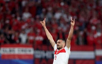 La célébration polémique de Merih Demiral après son doublé contre l'Autriche. AFP.
