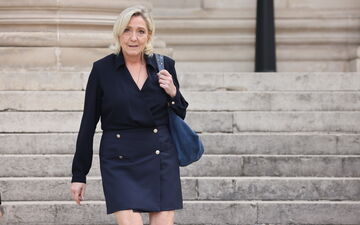 Le RN censurera "tout gouvernement" avec des ministres insoumis ou écologistes, a indiqué Marine Le Pen ce jeudi. LP/Olivier Lejeune