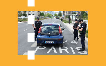 Les forces de l'ordre contrôlent les véhicules sur les voies olympiques. LP/Arnaud Journois