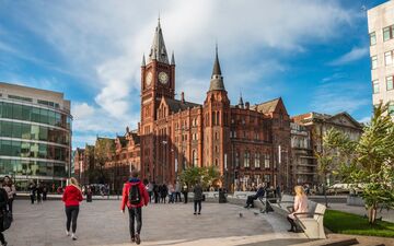 The University of Liverpool, permet tout aussi bien d'étudier l'anglais que l'University of London - avec un coût de logement et de vie bien moins cher. DR