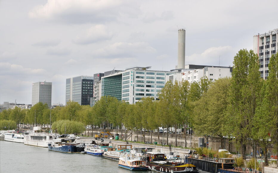 Dans le cadre des préparatifs de la cérémonie, les clients des établissements du long des quais de Seine devront être en possession d’un laissez-passer afin de pouvoir pénétrer dans cette zone sécurisée entre les 18 et 26 juillet. (Illustration) LP/Jean-Baptiste Quentin