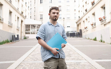 Tom, étudiant à Nanterre (Hauts-de-Seine), n'a toujours pas réussi à trouver un logement dans Paris malgré la centaine d'emails envoyés après les parutions des annonces. Et il n'est pas difficile. LP/Olivier Arandel