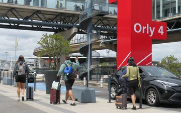 Aéroport d'Orly, le 17 juin. L'arrivée du métro 14 à l'aéroport Paris-Orly sera utile aux passagers mais aussi à une partie des 28000 salariés du site qui n'y travaillent pas en horaires décalés. LP/Marine Legrand