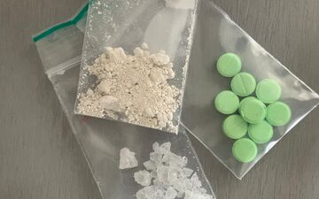 20 kg d’ecstasy, 10 kg de 3-MMC, 7 kg de MDMA et 3 kg de kétamine ont été retrouvés dans le coffre dans le coffre de l'Audi interceptée ce mardi à Saint-Denis (Seine-Saint-Denis). (Illustration). LP/Elsa Mari