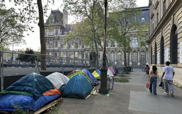 Hôtel de Ville, Paris (IVe). En raison des périmètres de sécurité mis en place avant et pendant les Jeux, plusieurs structures d'aide aux sans abri vont devoir se déplacer temporairement. (Illustration) LP/Delphine Goldsztejn