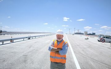 Bertrand Arnauld de Sartre est le chef de Projet du Pont Simone-Veil (large de 44 m), qui a supervisé le chantier depuis son ouverture. LP/Denis Granjou