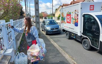 Paray-Vieille-Poste (Essonne), ce vendredi 7 avril 2023. Picnic démarre ses livraisons de courses à domicile en Île-de-France, notamment dans le nord Essonne. LP/Cécile Chevallier