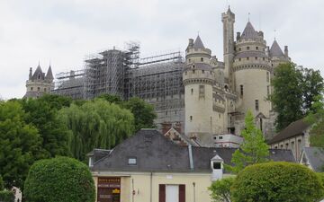 Pierrefonds, 2022. Si les 700 tonnes d'échafaudage, nécessaires pour ces travaux d'ampleur, ne seront démontés qu'en fin d'année, le chantier sera fini au début de l'été. LP/S.F.