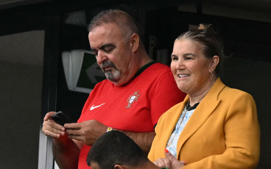 Dolores Aveiro, mère de Cristiano Ronaldo, vit avec passion les matchs de son fils. Patricia De Melo Moreira/AFP