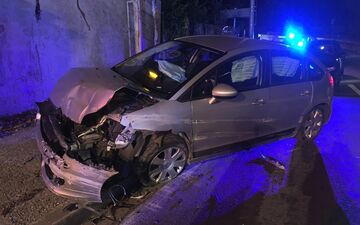 Poursuivi par les policiers, le conducteur d'une voiture en fuite depuis Bry-sur-Marne en a perdu le contrôle après une course-poursuite de vingt minutes dans la nuit de lundi à mardi. DR