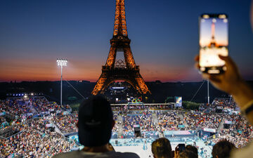 Après la folie des épreuves de beach-volley, l'ambiance sera toute aussi chaude pour le cécifoot. Du moins entre les phases de jeu. LP /Olivier Corsan