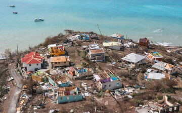 L'ouragan a ravagé de nombreuses îles des Caraïbes, déferlant par exemple sur la Petite-Martinique, à Grenade.  REUTERS/Arthur Daniel