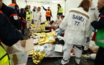 Vaires-sur-Marne (Seine-et-Marne), jeudi 30 mai. Un exercice de sécurité civile de grande ampleur s'est déroulé au stade nautique olympique selon un scénario d'attentat. LP/Jean-Baptiste Quentin