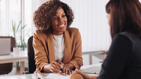 Law student speaking with mentor