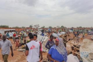 Personas desplazadas en Kaya, Burkina Faso.