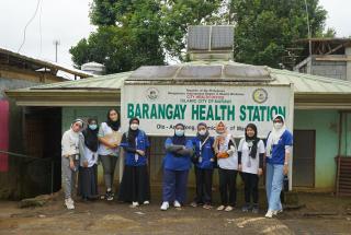 El equipo médico del puesto de salud de Olo-Ambolong, Filipinas.