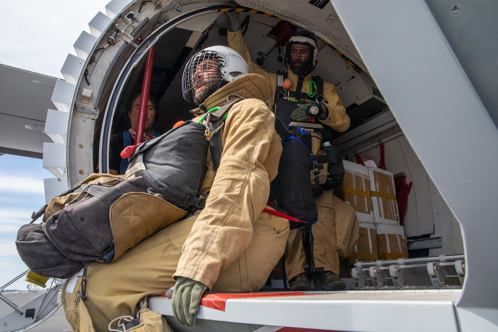 Smokejumper ready to jump