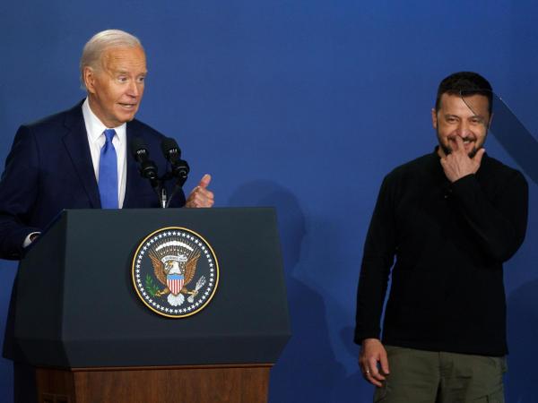 Joe Biden y Volodimir Zelenski