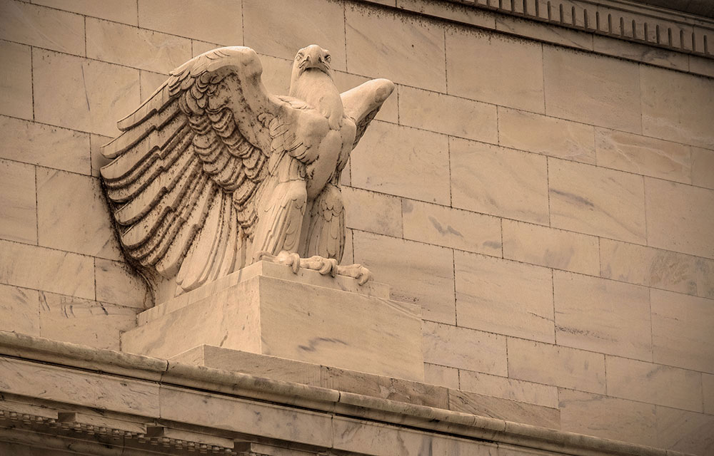 eagle on Fed building