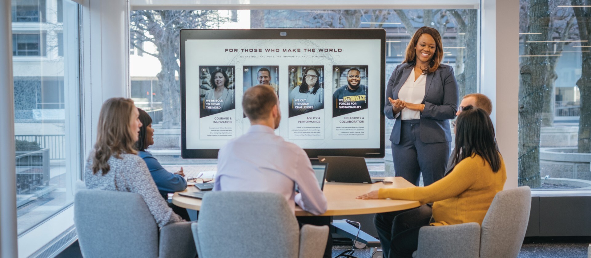 Allison Lawrence meeting with a group of Stanley Black & Decker employees at the Manufactory in Hartford, CT.