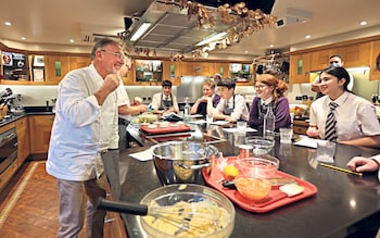 This year, six lucky bronze participants from Wheatley Park School in Oxfordshire were invited to Belmond Le Manoir aux Quat’Saisons, Raymond Blanc’s two-Michelin-starred restaurant