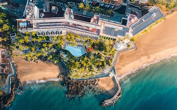 hotel fariones aerial view