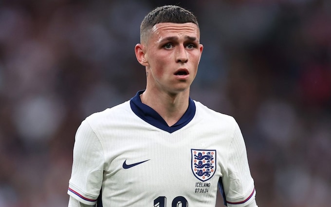 Phil Foden in action for England