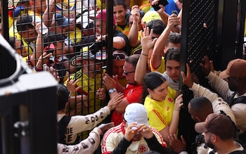 Fans try to enter the stadium during the CONMEBOL Copa America 2024 Final match between Argentina and Colombia at Hard Rock Stadium on July 14, 2024 in Miami Gardens, Florida