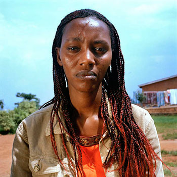 Portrait d'Innocente Nyirahabimana.