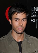 1280433049_enrique 402