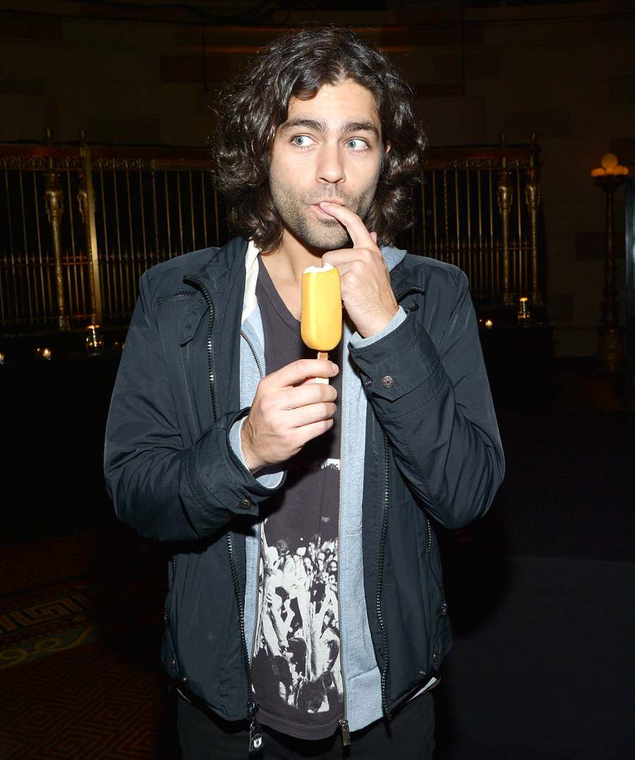 1403898682_adrian grenier zoom